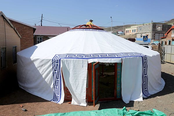 8-wall Yurt
